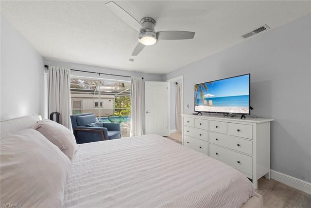 12150 McGregor BLVD, Fort Myers, FL 33919