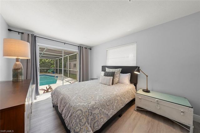 12150 McGregor BLVD, Fort Myers, FL 33919