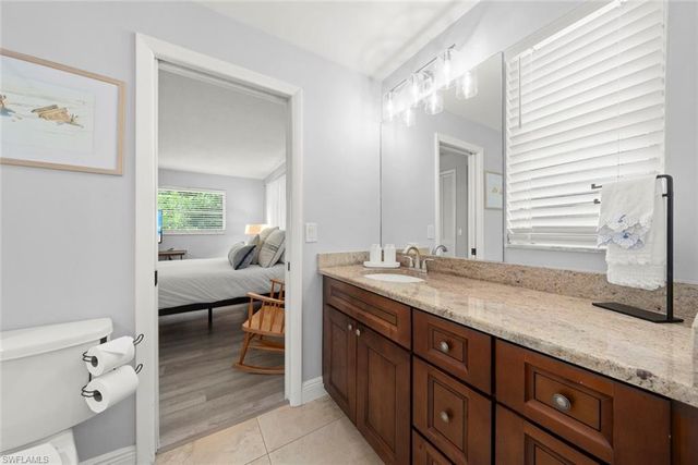 12150 McGregor BLVD, Fort Myers, FL 33919