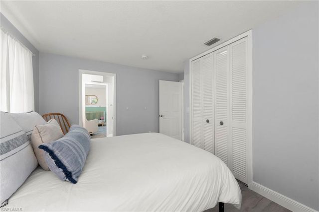 12150 McGregor BLVD, Fort Myers, FL 33919