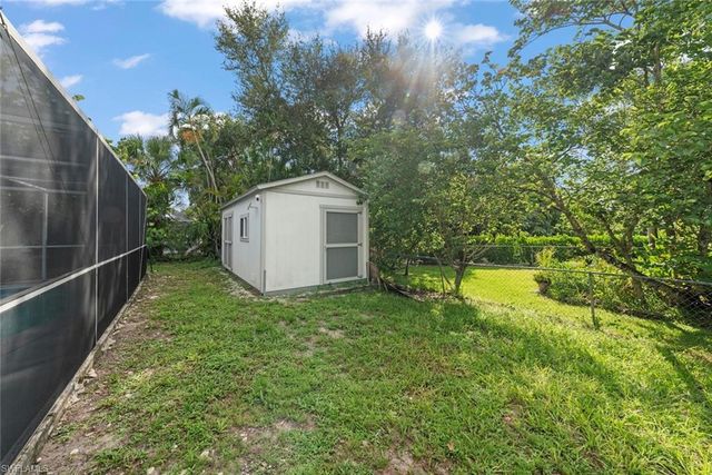 12150 McGregor BLVD, Fort Myers, FL 33919