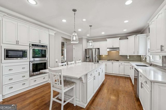 1043 Meadow Club Court, Suwanee, GA 30024