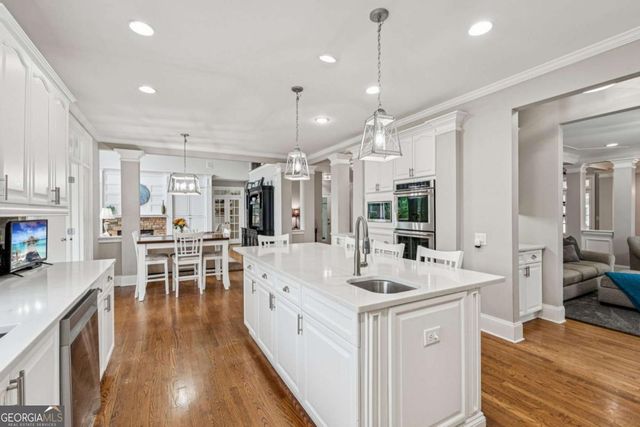 1043 Meadow Club Court, Suwanee, GA 30024