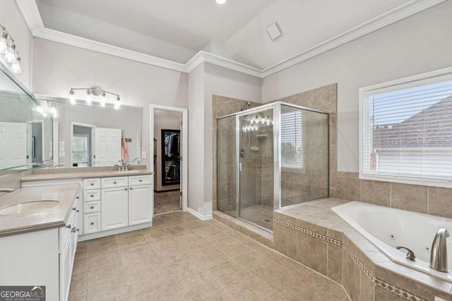 1043 Meadow Club Court, Suwanee, GA 30024