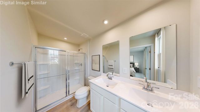 307 Plainwood Drive, Charlotte, NC 28216