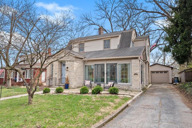 15 Woodland Avenue, Delaware, OH 43015