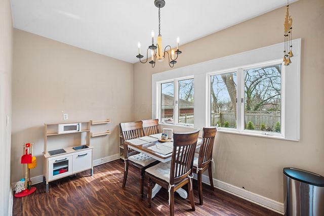 15 Woodland Avenue, Delaware, OH 43015