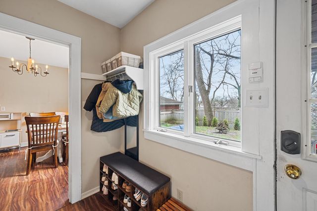 15 Woodland Avenue, Delaware, OH 43015