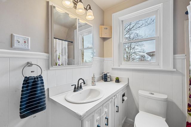 15 Woodland Avenue, Delaware, OH 43015