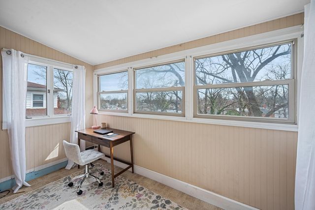 15 Woodland Avenue, Delaware, OH 43015