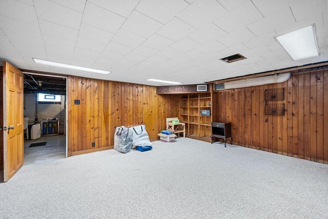 15 Woodland Avenue, Delaware, OH 43015