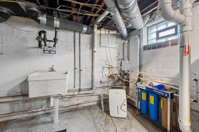 15 Woodland Avenue, Delaware, OH 43015