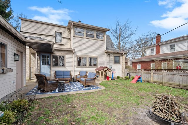 15 Woodland Avenue, Delaware, OH 43015