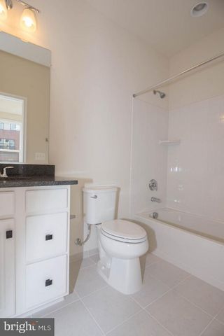 4939 TRAIL VISTA LN, Chantilly, VA 20151