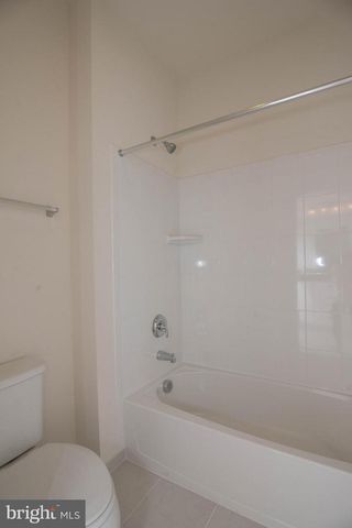 4939 TRAIL VISTA LN, Chantilly, VA 20151