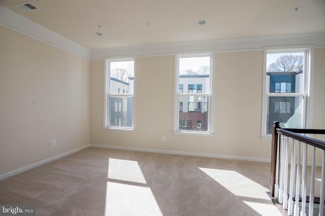 4939 TRAIL VISTA LN, Chantilly, VA 20151