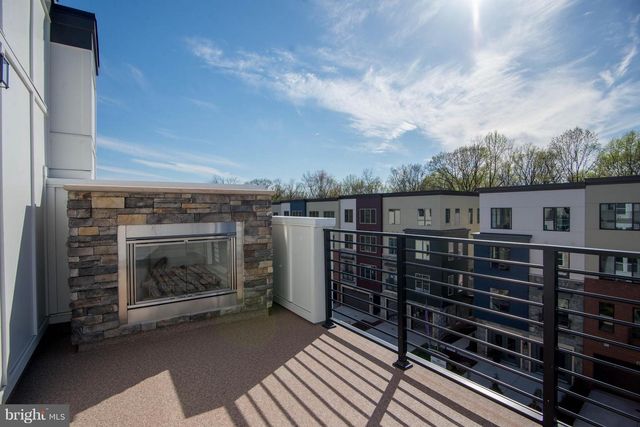 4939 TRAIL VISTA LN, Chantilly, VA 20151