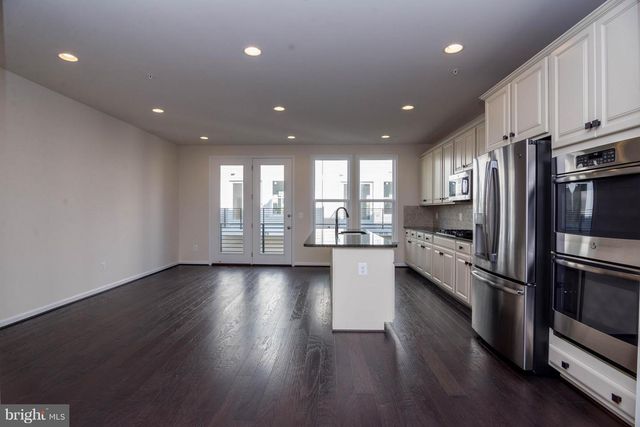 4939 TRAIL VISTA LN, Chantilly, VA 20151