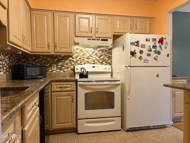 3005 Squire Boulevard, Guilderland, NY 12159