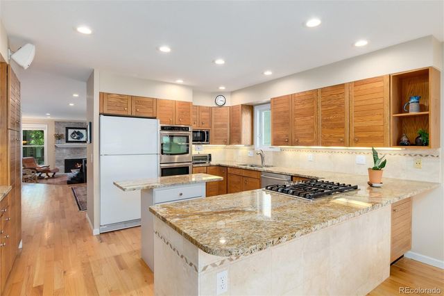 284 N Monroe Street, Denver, CO 80206