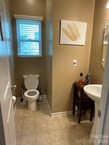 11213 Deer Stand Court 28, Charlotte, NC 28214