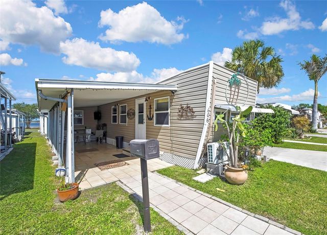 800 32ND AVENUE S 606, St Petersburg, FL 33705