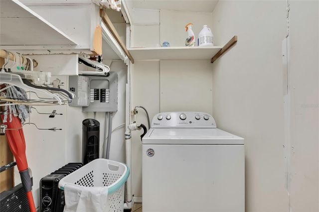 800 32ND AVENUE S 606, St Petersburg, FL 33705