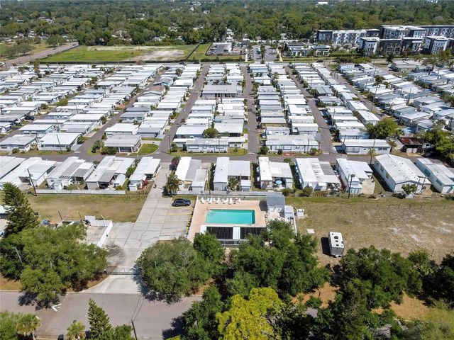 800 32ND AVENUE S 606, St Petersburg, FL 33705