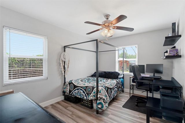10214 N WOODMERE ROAD, Tampa, FL 33617