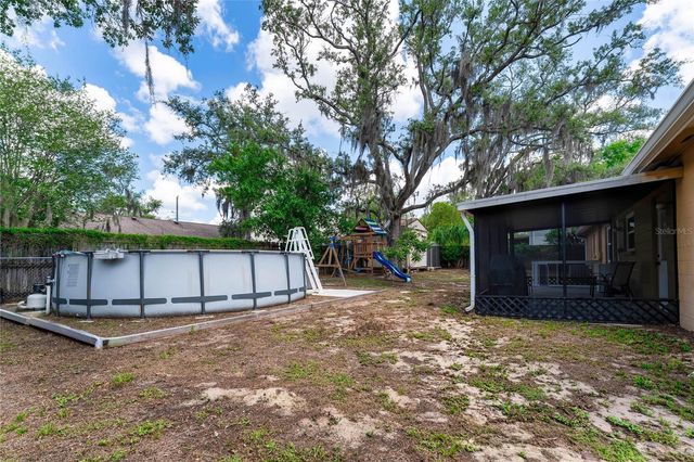 10214 N WOODMERE ROAD, Tampa, FL 33617