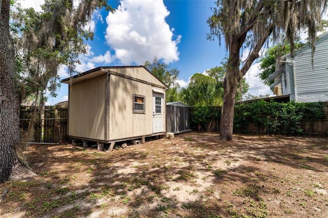 10214 N WOODMERE ROAD, Tampa, FL 33617