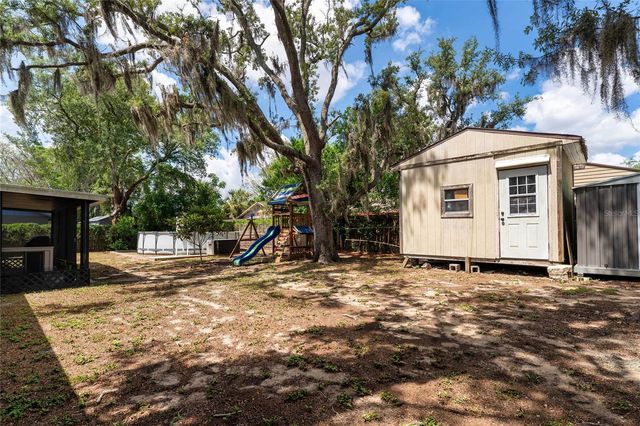 10214 N WOODMERE ROAD, Tampa, FL 33617