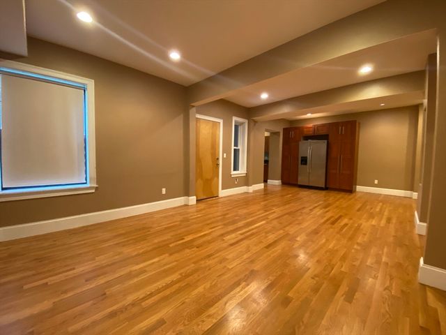 1592 Beacon St 3A, Brookline, MA 02445