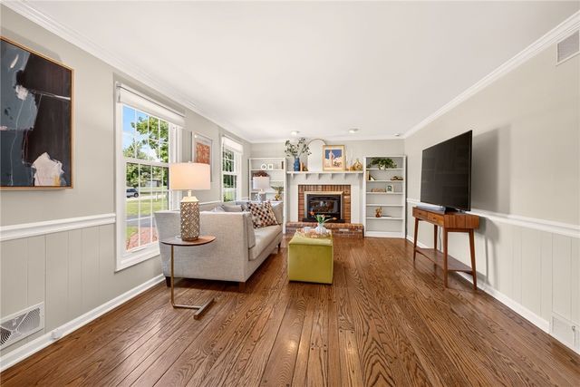 106 Stuyvesant Road, Pittsford, NY 14534