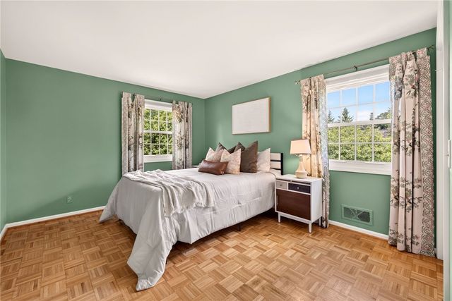 106 Stuyvesant Road, Pittsford, NY 14534
