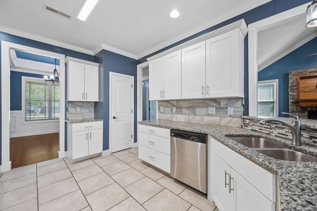 8208 Igou Gap Road, Chattanooga, TN 37421