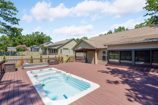 8208 Igou Gap Road, Chattanooga, TN 37421