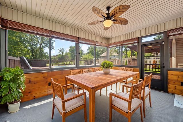 8208 Igou Gap Road, Chattanooga, TN 37421