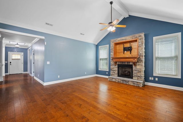 8208 Igou Gap Road, Chattanooga, TN 37421