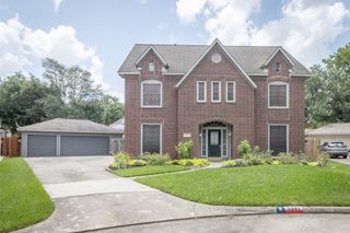 5407 Chestnut Isle Court, Houston, TX 77345
