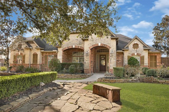17811 Fairhaven Gateway Drive, Cypress, TX 77433