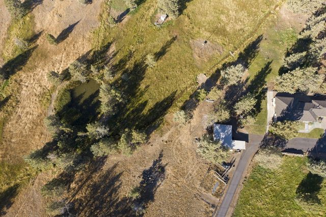775 NW 35th Street, Redmond, OR 97756