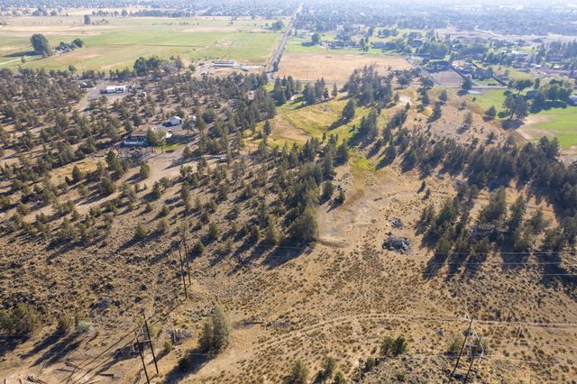 775 NW 35th Street, Redmond, OR 97756