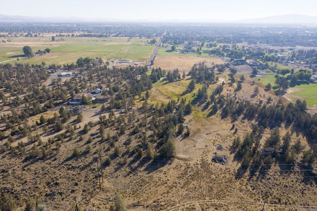 775 NW 35th Street, Redmond, OR 97756