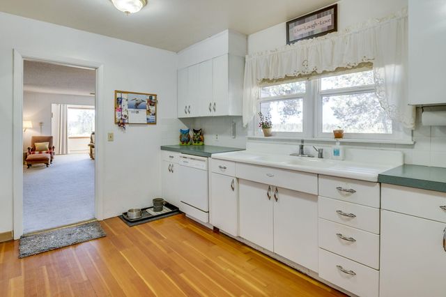 775 NW 35th Street, Redmond, OR 97756