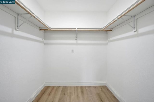 289 Sierra Dr, Walnut Creek, CA 94596