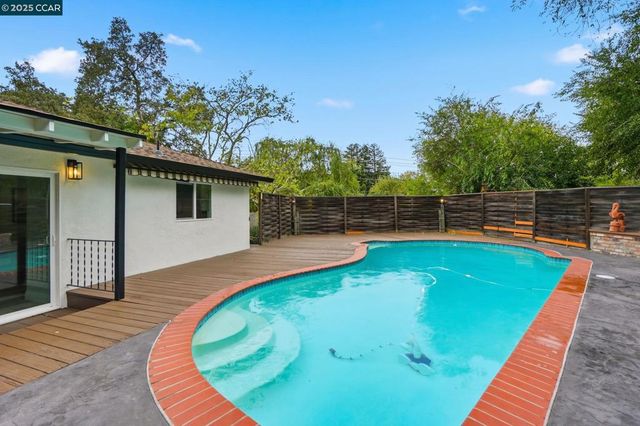 289 Sierra Dr, Walnut Creek, CA 94596