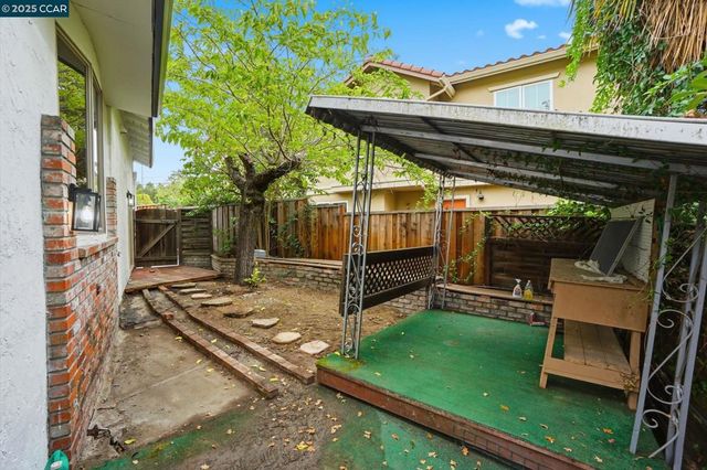 289 Sierra Dr, Walnut Creek, CA 94596