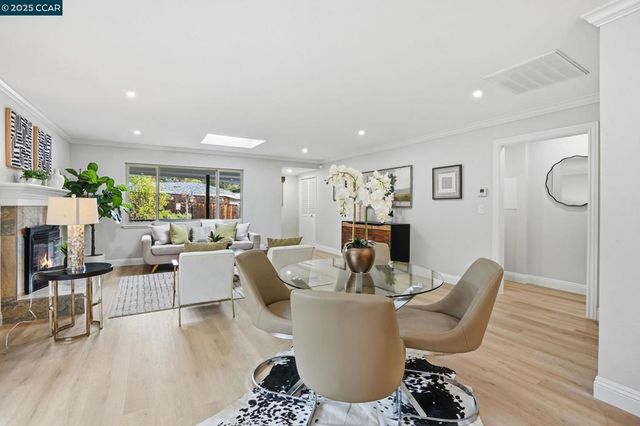 289 Sierra Dr, Walnut Creek, CA 94596