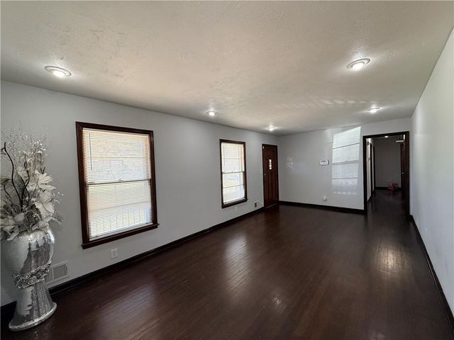 6532 Debbie Sue Lane, Morrow, GA 30260